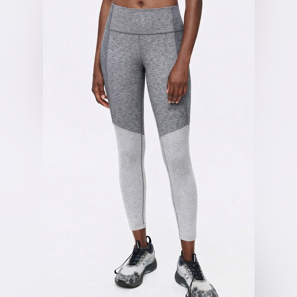 Outdoor Voices Two-Tone Gray Leggings Size S